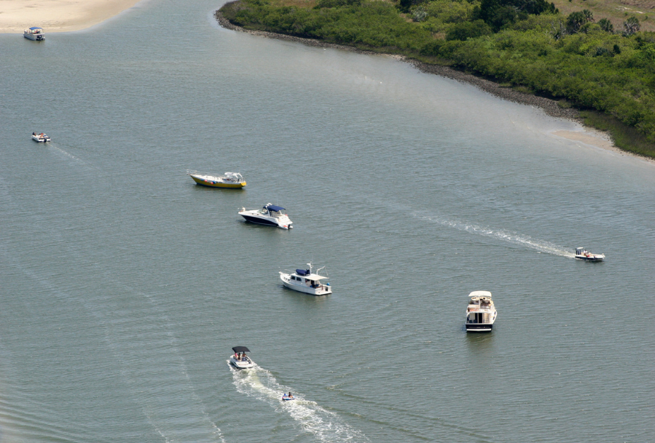 Intercostal water ways in Fort Lauderdale FL